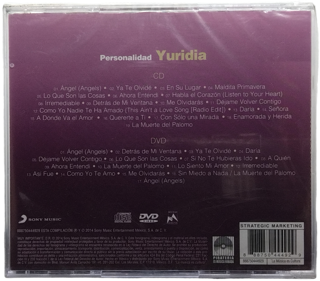 Yuridia - Personalidad